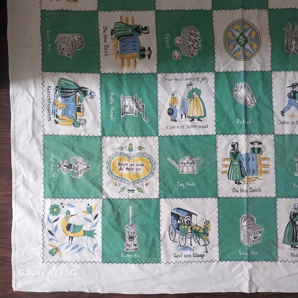 Vintage 1920s Amish Plaid Theme Cotton Cardboard Tablecloth Very Good Condition - Picture 3 of 6